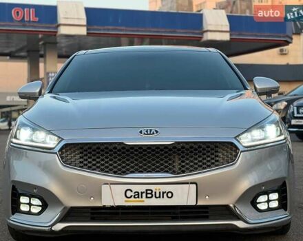 Серый Киа K7, объемом двигателя 2.2 л и пробегом 103 тыс. км за 17999 $, фото 5 на Automoto.ua