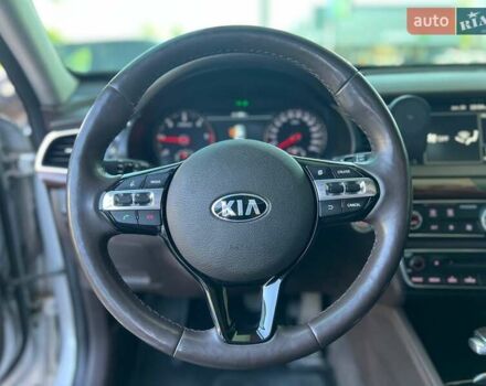 Серый Киа K7, объемом двигателя 2.2 л и пробегом 100 тыс. км за 18400 $, фото 21 на Automoto.ua