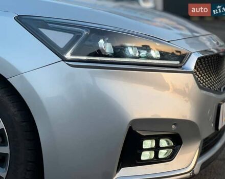 Серый Киа K7, объемом двигателя 2.2 л и пробегом 103 тыс. км за 17999 $, фото 13 на Automoto.ua