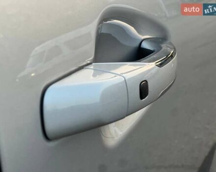 Серый Киа K7, объемом двигателя 2.2 л и пробегом 103 тыс. км за 17999 $, фото 15 на Automoto.ua