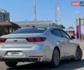 Серый Киа K7, объемом двигателя 2.2 л и пробегом 100 тыс. км за 18400 $, фото 9 на Automoto.ua