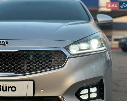 Серый Киа K7, объемом двигателя 2.2 л и пробегом 103 тыс. км за 17999 $, фото 7 на Automoto.ua