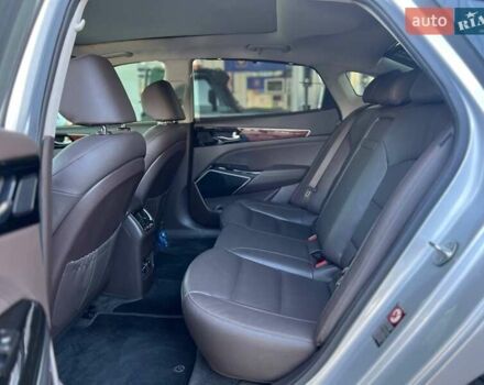 Серый Киа K7, объемом двигателя 2.2 л и пробегом 100 тыс. км за 18400 $, фото 18 на Automoto.ua