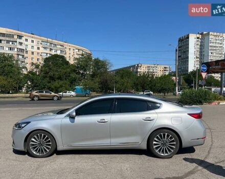 Серый Киа K7, объемом двигателя 2.2 л и пробегом 100 тыс. км за 18400 $, фото 10 на Automoto.ua