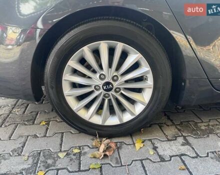 Киа K7 2018 в Хмельницком на Automoto.ua Серый Киа K7, объемом двигателя 3 л и пробегом 231 тыс. км за 16000 $, фото 24 на Automoto.ua