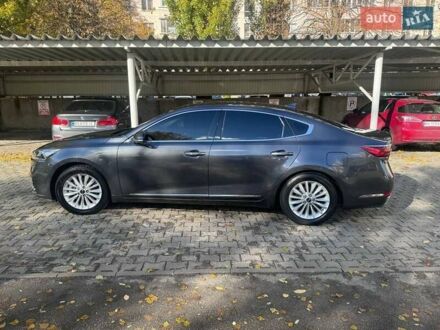 Киа K7 2018 в Хмельницком на Automoto.ua Серый Киа K7, объемом двигателя 3 л и пробегом 231 тыс. км за 16000 $, фото 1 на Automoto.ua