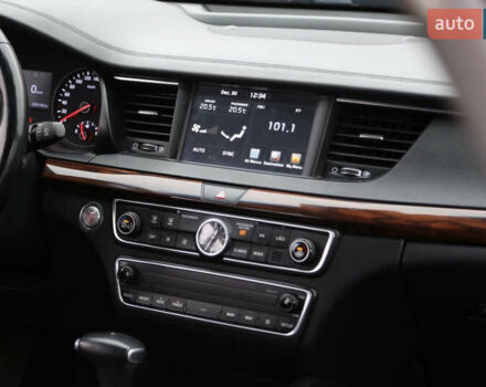 Кіа K7 2017 у Києві на Automoto.ua Синій Кіа K7, об'ємом двигуна 3 л та пробігом 237 тис. км за 17500 $, фото 22 на Automoto.ua