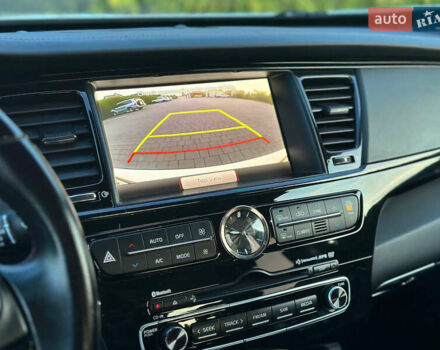 Білий Кіа K900, об'ємом двигуна 5.04 л та пробігом 128 тис. км за 19999 $, фото 27 на Automoto.ua