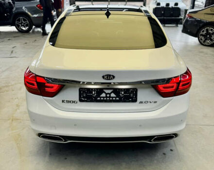 Белый Киа K900, объемом двигателя 5 л и пробегом 125 тыс. км за 23000 $, фото 34 на Automoto.ua