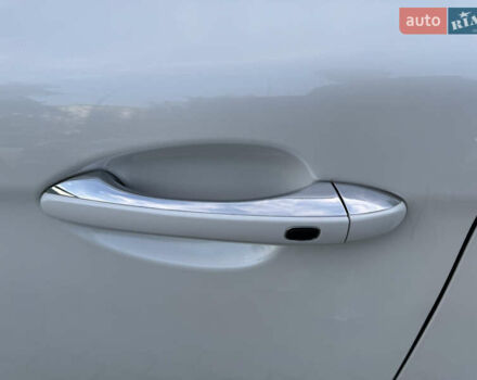 Киа K900 2015 в Львове на Automoto.ua Белый Киа K900, объемом двигателя 5.04 л и пробегом 125 тыс. км за 19999 $, фото 7 на Automoto.ua