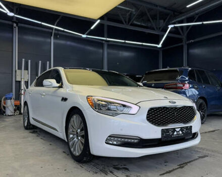 Белый Киа K900, объемом двигателя 5 л и пробегом 125 тыс. км за 23000 $, фото 12 на Automoto.ua