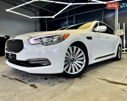 Белый Киа K900, объемом двигателя 5 л и пробегом 125 тыс. км за 23000 $, фото 4 на Automoto.ua