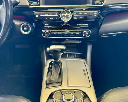 Белый Киа K900, объемом двигателя 5 л и пробегом 125 тыс. км за 23000 $, фото 56 на Automoto.ua