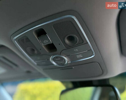 Білий Кіа K900, об'ємом двигуна 5.04 л та пробігом 130 тис. км за 19500 $, фото 21 на Automoto.ua