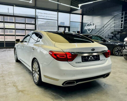 Белый Киа K900, объемом двигателя 5 л и пробегом 125 тыс. км за 23000 $, фото 27 на Automoto.ua