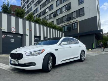 Кіа K900 2015 у Львові на Automoto.ua Білий Кіа K900, об'ємом двигуна 5 л та пробігом 125 тис. км за 17800 $, фото 1 на Automoto.ua