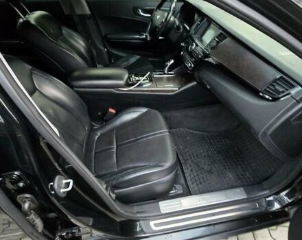 Черный Киа K900, объемом двигателя 3.34 л и пробегом 161 тыс. км за 14499 $, фото 9 на Automoto.ua