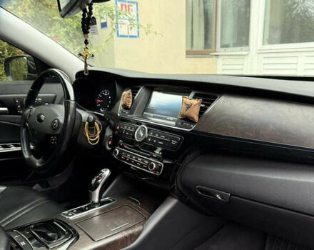 Киа K900 2012 в Харькове на Automoto.ua Черный Киа K900, объемом двигателя 3.3 л и пробегом 167 тыс. км за 19999 $, фото 20 на Automoto.ua