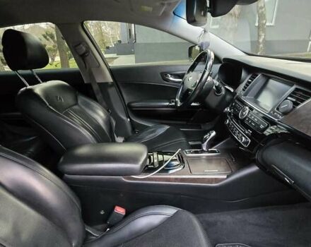 Черный Киа K900, объемом двигателя 3.34 л и пробегом 161 тыс. км за 14499 $, фото 10 на Automoto.ua