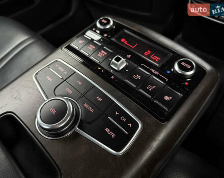 Киа K900 2012 в Харькове на Automoto.ua Черный Киа K900, объемом двигателя 3.3 л и пробегом 167 тыс. км за 19999 $, фото 25 на Automoto.ua