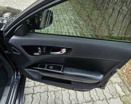 Черный Киа K900, объемом двигателя 3.34 л и пробегом 161 тыс. км за 14499 $, фото 11 на Automoto.ua