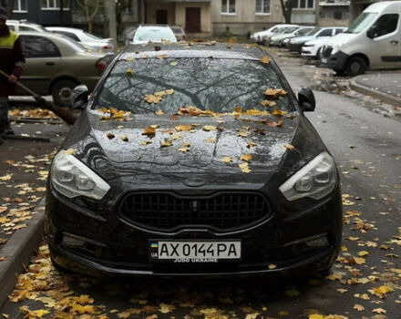 Киа K900 2012 в Харькове на Automoto.ua Черный Киа K900, объемом двигателя 3.3 л и пробегом 167 тыс. км за 19999 $, фото 11 на Automoto.ua