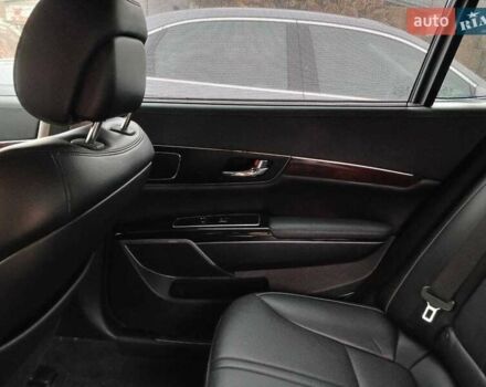 Сірий Кіа K900, об'ємом двигуна 5 л та пробігом 80 тис. км за 10000 $, фото 9 на Automoto.ua