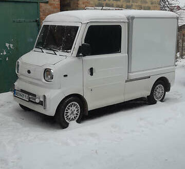 Белый Киа Rhino, объемом двигателя 0 л и пробегом 2 тыс. км за 9900 $, фото 1 на Automoto.ua