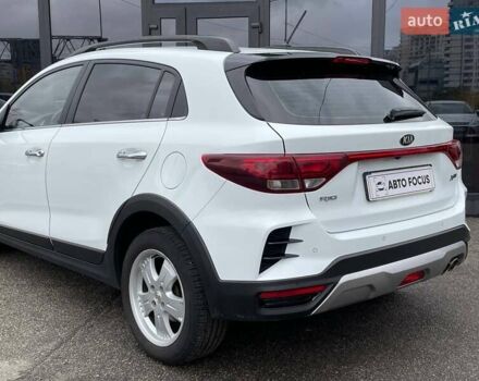 Киа Rio X 2021 в Киеве на Automoto.ua Белый Киа Rio X, объемом двигателя 1.59 л и пробегом 75 тыс. км за 16990 $, фото 7 на Automoto.ua