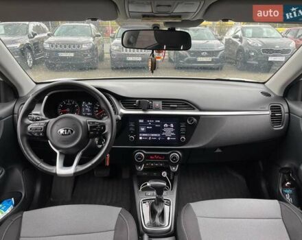 Киа Rio X 2021 в Киеве на Automoto.ua Белый Киа Rio X, объемом двигателя 1.59 л и пробегом 75 тыс. км за 16990 $, фото 12 на Automoto.ua