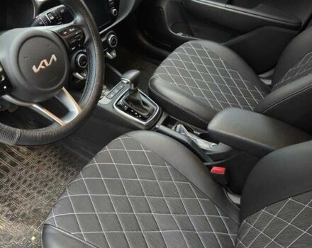 Білий Кіа Rio X, об'ємом двигуна 1.59 л та пробігом 11 тис. км за 18700 $, фото 1 на Automoto.ua