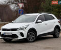 Белый Киа Rio X, объемом двигателя 1.6 л и пробегом 30 тыс. км за 15600 $, фото 3 на Automoto.ua