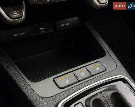 Белый Киа Rio X, объемом двигателя 1.6 л и пробегом 30 тыс. км за 15600 $, фото 24 на Automoto.ua