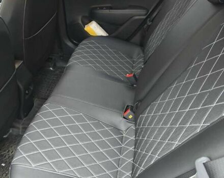 Білий Кіа Rio X, об'ємом двигуна 1.59 л та пробігом 11 тис. км за 18700 $, фото 2 на Automoto.ua