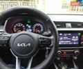 Білий Кіа Rio X, об'ємом двигуна 1.59 л та пробігом 11 тис. км за 18700 $, фото 7 на Automoto.ua