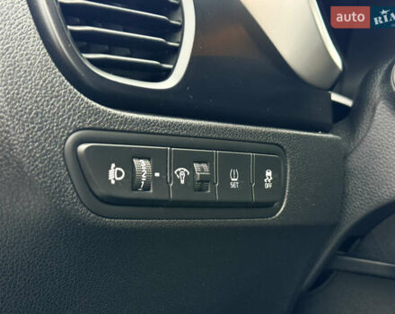 Белый Киа Rio X, объемом двигателя 1.6 л и пробегом 30 тыс. км за 15600 $, фото 27 на Automoto.ua