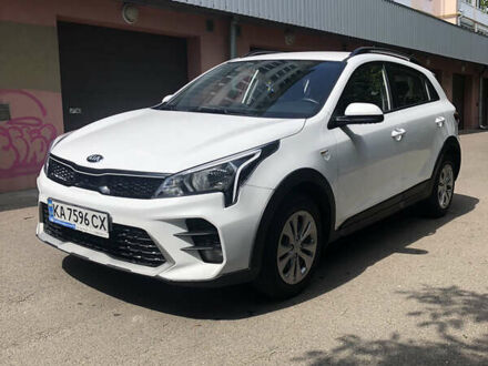 Білий Кіа Rio X, об'ємом двигуна 1.59 л та пробігом 105 тис. км за 16500 $, фото 1 на Automoto.ua