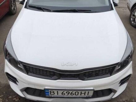 Білий Кіа Rio X, об'ємом двигуна 1.59 л та пробігом 11 тис. км за 18700 $, фото 1 на Automoto.ua