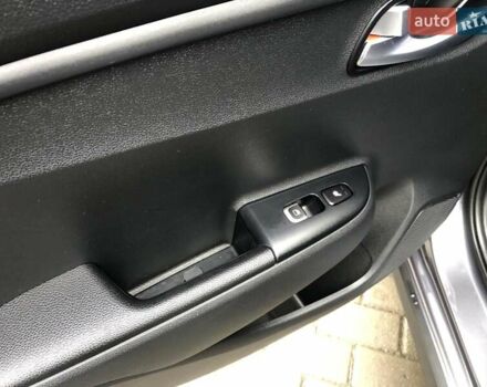 Серый Киа Rio X, объемом двигателя 1.59 л и пробегом 33 тыс. км за 16900 $, фото 12 на Automoto.ua