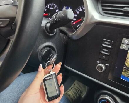 Синій Кіа Rio X, об'ємом двигуна 1.59 л та пробігом 185 тис. км за 16000 $, фото 12 на Automoto.ua