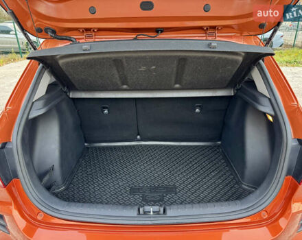 Киа Rio X 2021 в Киеве на Automoto.ua Оранжевый Киа Rio X, объемом двигателя 1.59 л и пробегом 55 тыс. км за 17800 $, фото 37 на Automoto.ua