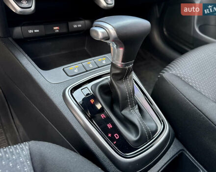 Киа Rio X 2021 в Киеве на Automoto.ua Оранжевый Киа Rio X, объемом двигателя 1.59 л и пробегом 55 тыс. км за 17800 $, фото 49 на Automoto.ua