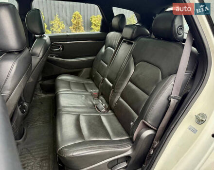 Белый Киа Rondo, объемом двигателя 2 л и пробегом 189 тыс. км за 9900 $, фото 38 на Automoto.ua