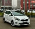 Белый Киа Rondo, объемом двигателя 2 л и пробегом 189 тыс. км за 9900 $, фото 1 на Automoto.ua