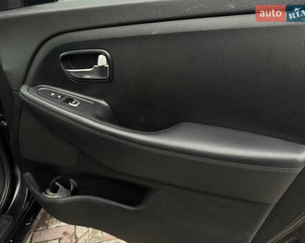 Черный Киа Rondo, объемом двигателя 2 л и пробегом 227 тыс. км за 10900 $, фото 21 на Automoto.ua