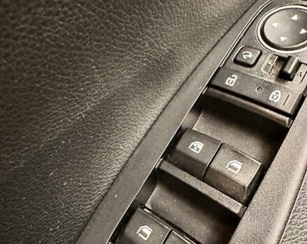 Белый Киа Seltos, объемом двигателя 1.6 л и пробегом 154 тыс. км за 19700 $, фото 16 на Automoto.ua