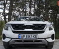 Киа Seltos 2020 в Соленом на Automoto.ua Белый Киа Seltos, объемом двигателя 1.98 л и пробегом 30 тыс. км за 18500 $, фото 4 на Automoto.ua