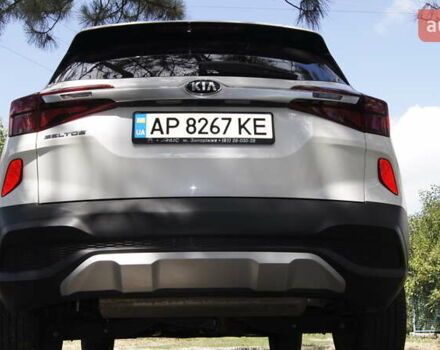 Белый Киа Seltos, объемом двигателя 1.98 л и пробегом 30 тыс. км за 17777 $, фото 9 на Automoto.ua