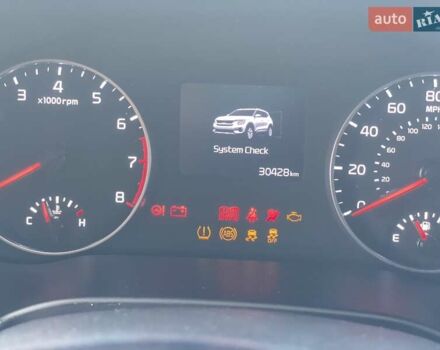 Киа Seltos 2020 в Соленом на Automoto.ua Белый Киа Seltos, объемом двигателя 1.98 л и пробегом 30 тыс. км за 18500 $, фото 43 на Automoto.ua