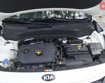 Белый Киа Seltos, объемом двигателя 1.98 л и пробегом 30 тыс. км за 17777 $, фото 25 на Automoto.ua